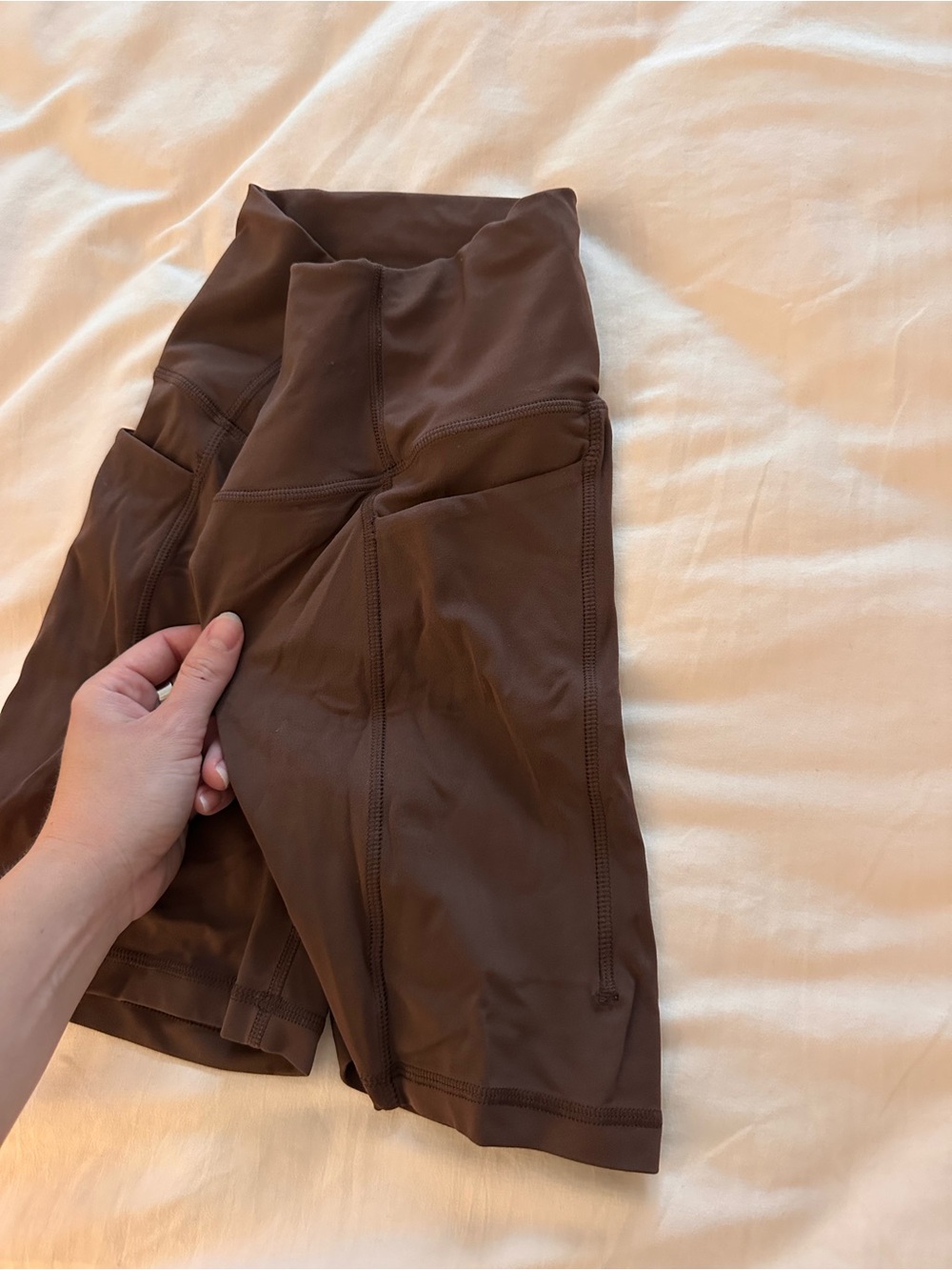 PARAGON High-Rise Bike Shorts in Chocolate Brown - Picture 3 of 4